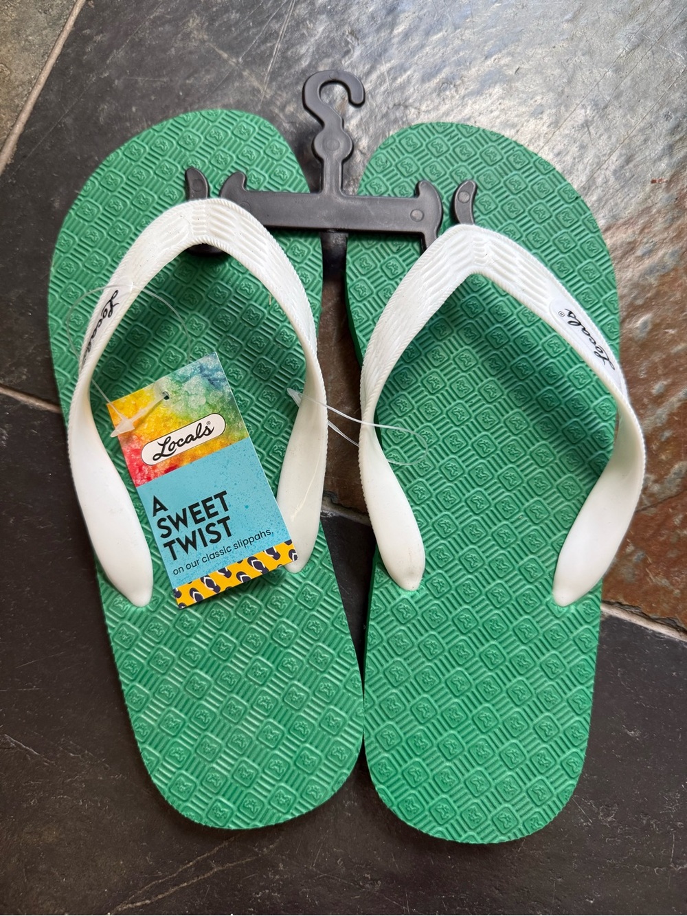 Locals Only Flip Flop shaved ice edition matcha wit size women’s 6-7